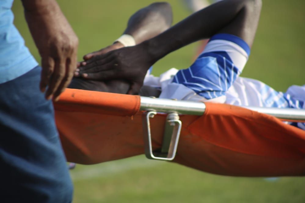 لحظة نقل اللاعب  