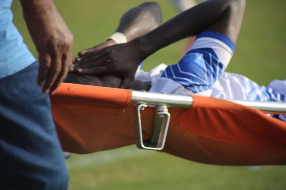 لحظة نقل اللاعب  