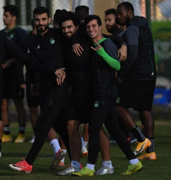 لاعبو الاتحاد