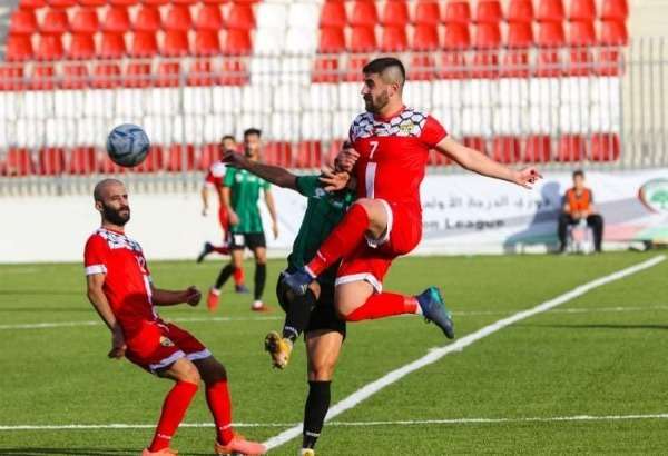 من الدوري المحترفين