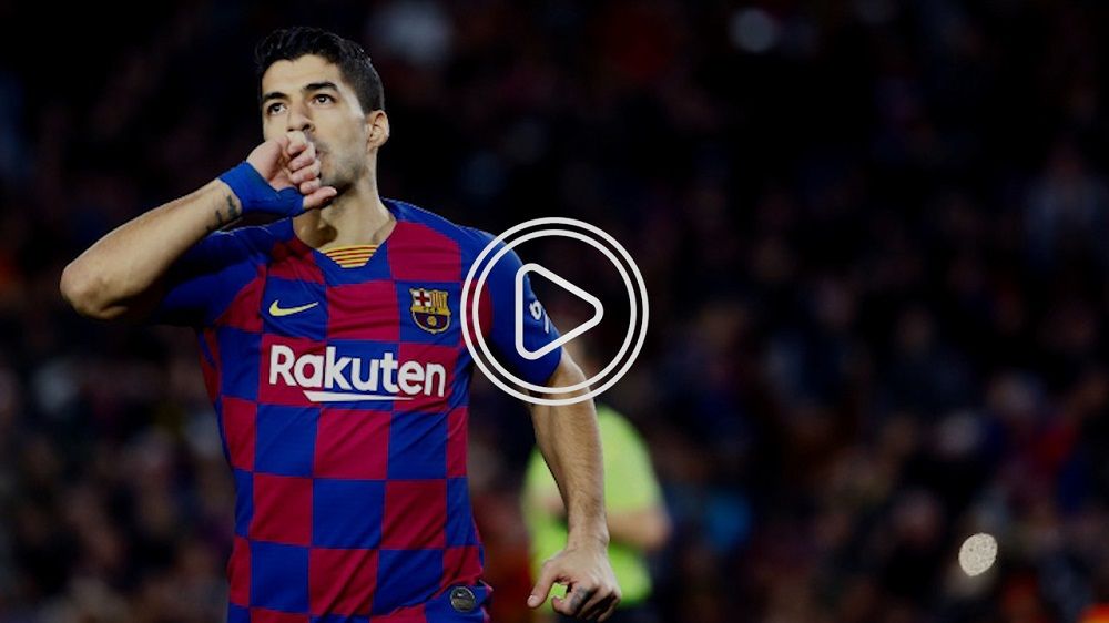 سواريز بقميص برشلونة