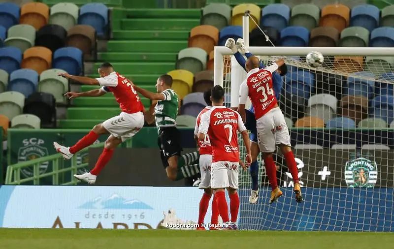 ?i=reuters%2f2021-01-02%2f2021-01-02t181426z_922418297_up1eh121eo278_rtrmadp_3_soccer-portugal-sli-sbr-report_reuters