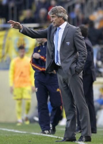 2011-02-202011-02-20t180825z_01_hjk11_rtridsp_3_soccer-spain_reuters