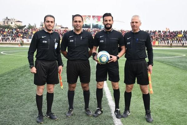 طاقم حكام مباراة الجيش وتشرين بقيادة صفوان عثمان