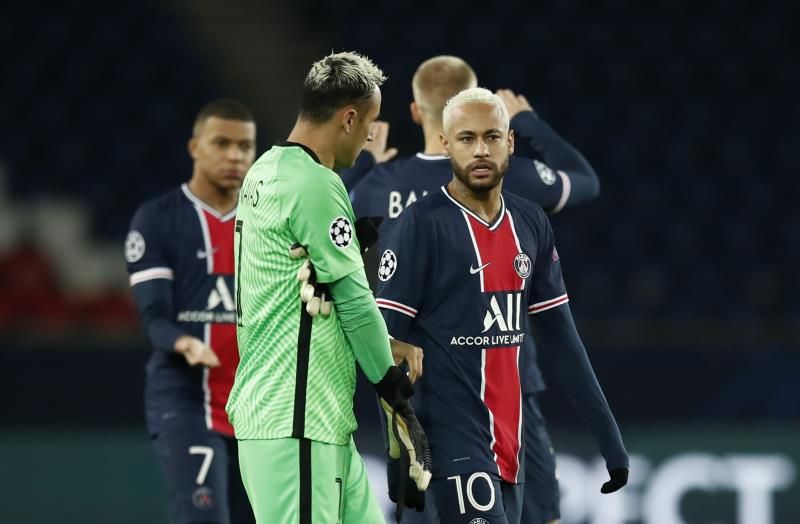 لاعبو باريس سان جيرمان 