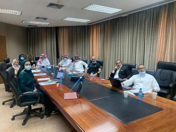 من الاجتماع