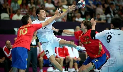 ?i=eldeeb1%2f00008%2f023%2fhandball02