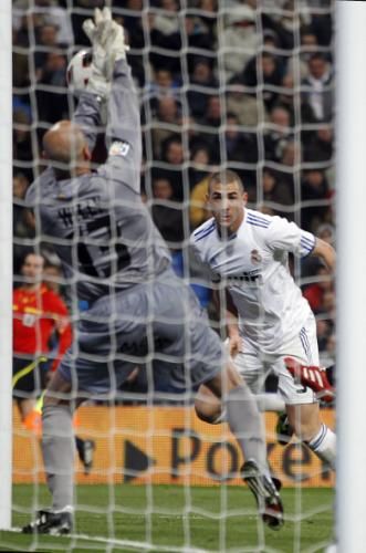 2011-03-032011-03-03t230757z_01_mad724_rtridsp_3_soccer-spain_reuters
