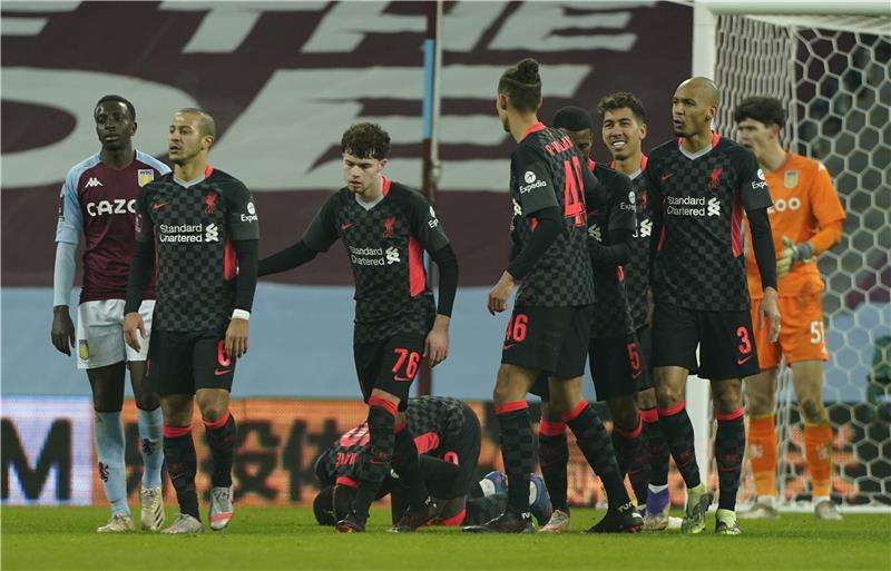 لاعبو ليفربول