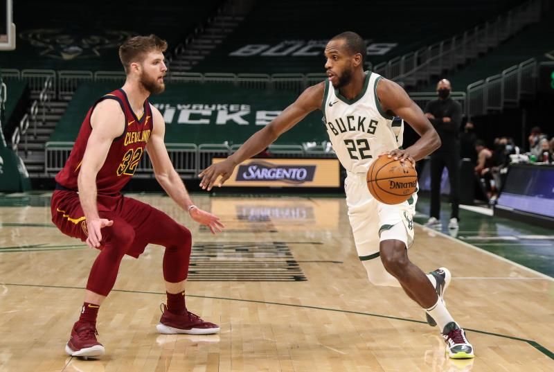 2021-01-10t025343z_387615674_mt1usatoday15416079_rtrmadp_3_nba-cleveland-cavaliers-at-milwaukee-bucks_reuters