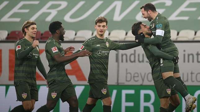 لاعبو شتوتجارت