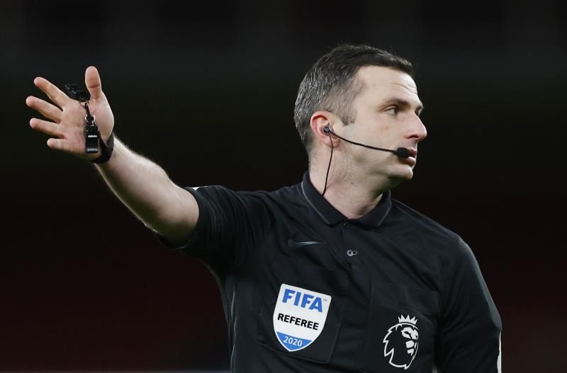 مايكل أوليفر