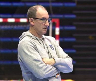 الفرنسي آلان بورت