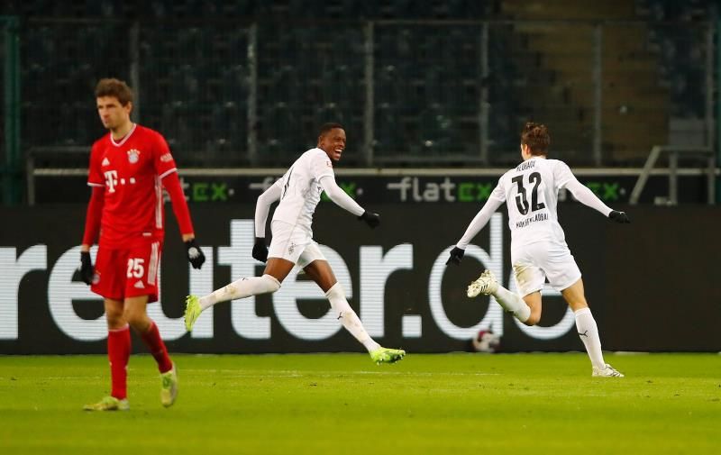 احتفال نيوهاوس أمام بايرن