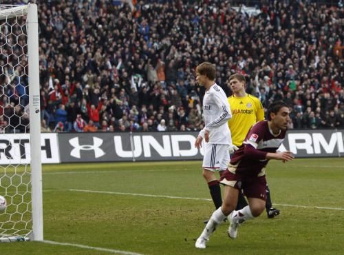 2011-03-052011-03-05t153210z_01_cha114_rtridsp_3_soccer-germany_reuters