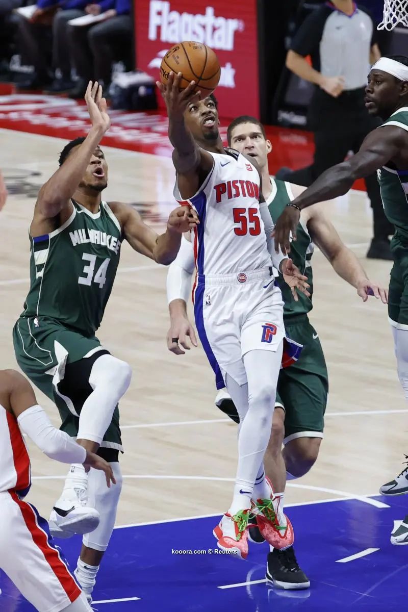 ?i=reuters%2f2021-01-14%2f2021-01-14t004044z_326234412_mt1usatoday15429575_rtrmadp_3_nba-milwaukee-bucks-at-detroit-pistons_reuters