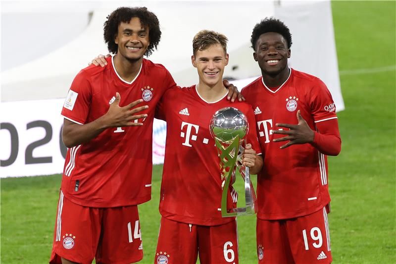 زيركزي - على اليسار