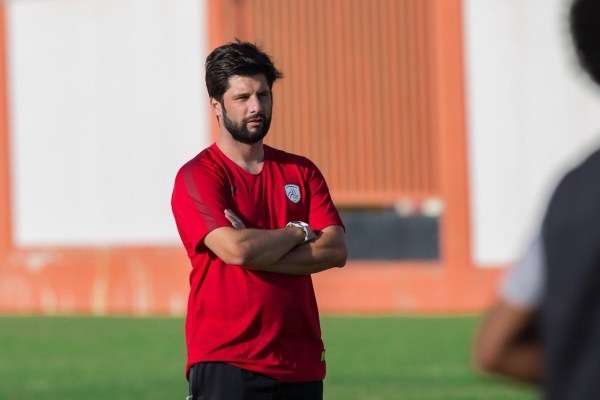 كارلوس هرنانديز