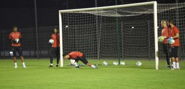 من تدريبات حراس المرمى