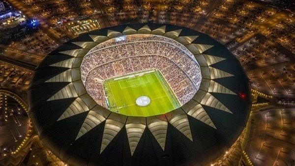 ملعب الجوهرة المشعة