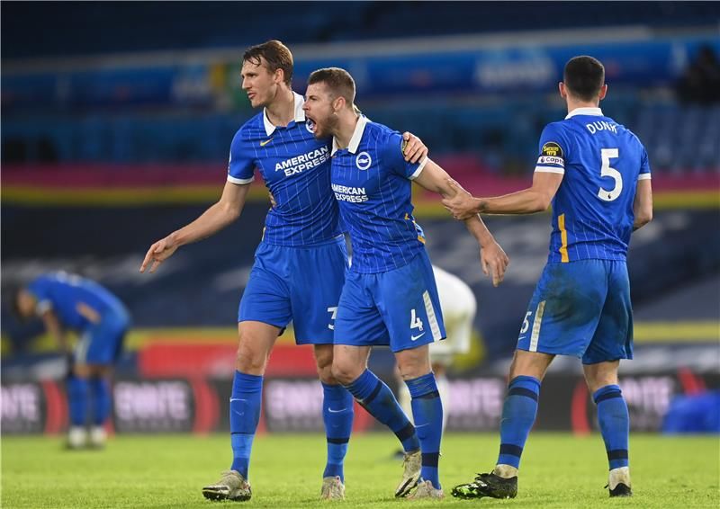 لاعبو برايتون 