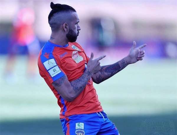 روني فيرنانديز 