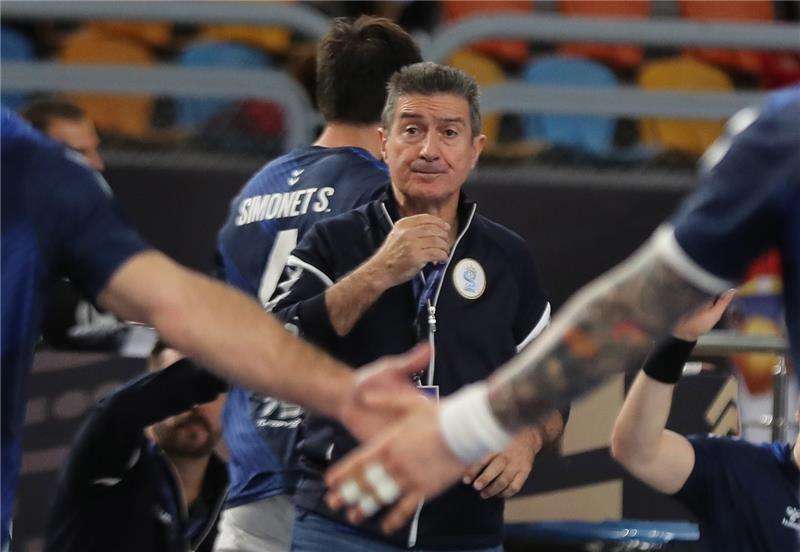 مانولو كاديناس