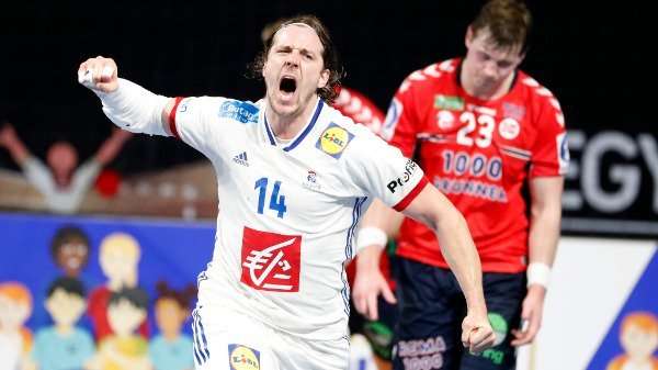 من مباراة فرنسا وسويسرا