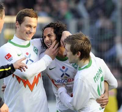 2011-03-06-00000102618827