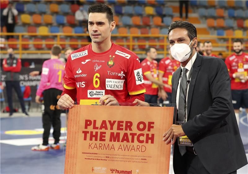 أنخل فيرنانديز بيريز