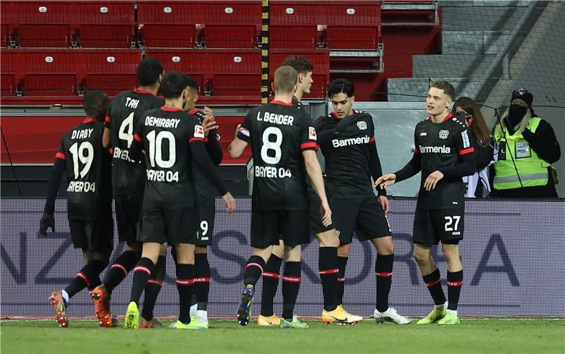 فرحة لاعبي باير ليفركوزن