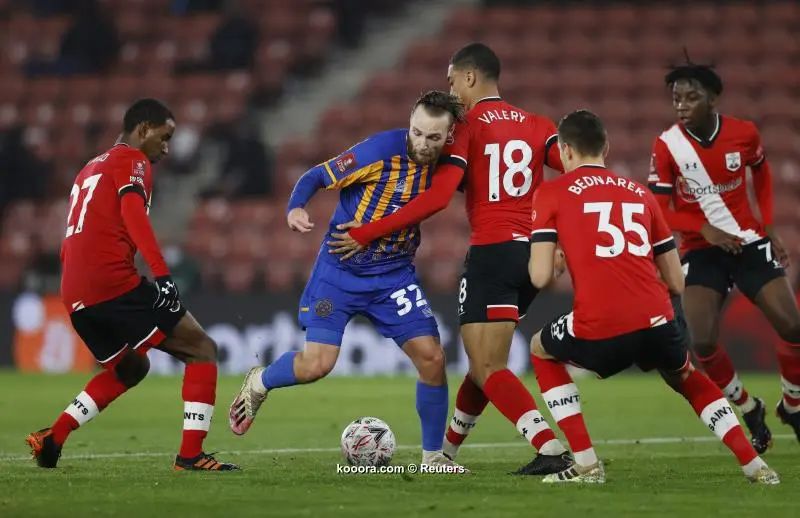 ?i=reuters%2f2021-01-19%2f2021-01-19t202228z_430376527_up1eh1j1klgul_rtrmadp_3_soccer-england-sou-sht-report_reuters