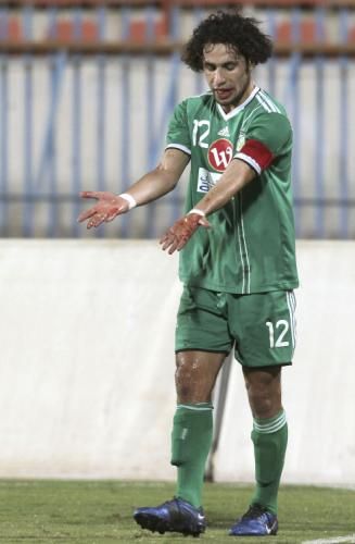 2011-03-062011-03-06t210153z_01_kuw04_rtridsp_3_soccer-kuwait_reuters