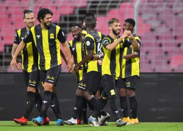 لاعبو الاتحاد