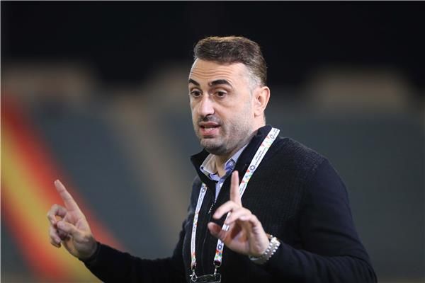 إيفايلو بيتيف