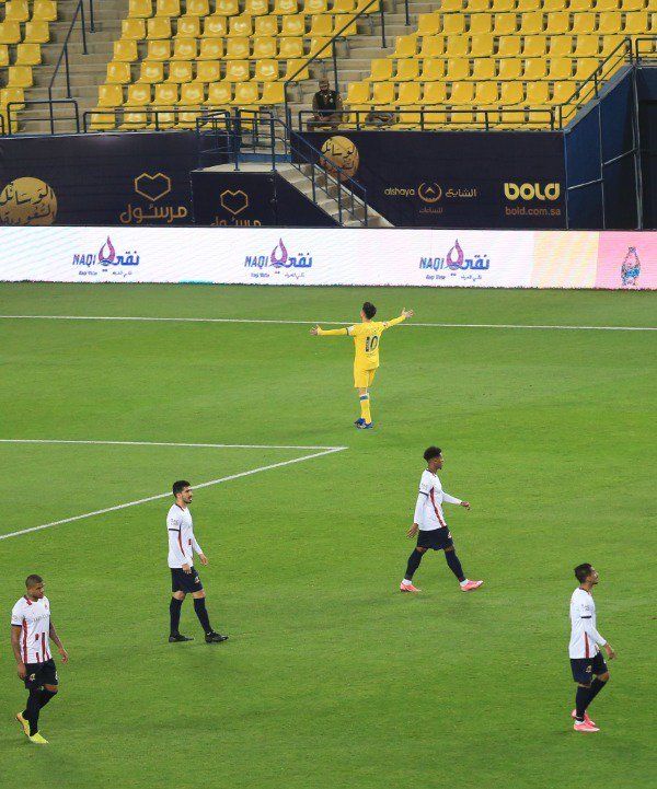 بيتي مارتينيز