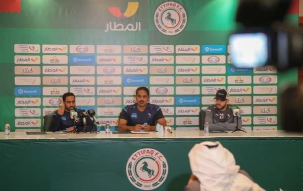 من المؤتمر الصحفي