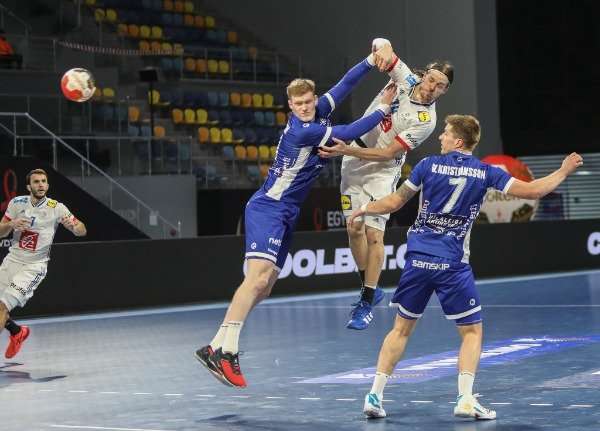 فرنسا وآيسلندا