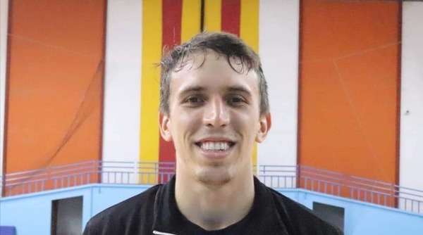 اللاعب البرازيلي فيتور بايسو