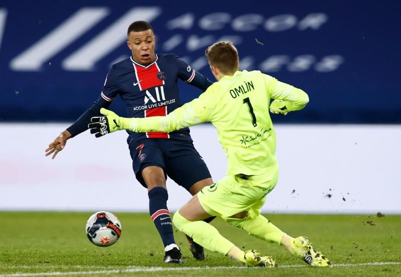 مبابي وأوملين