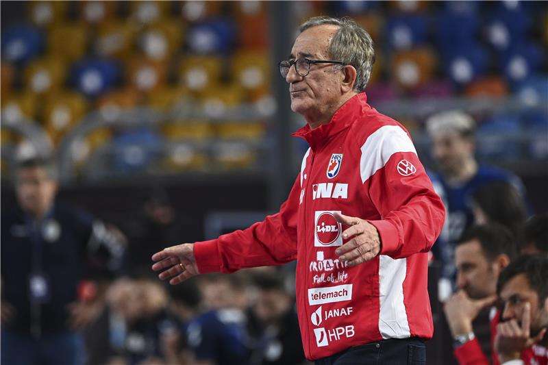 لينو تشرفار