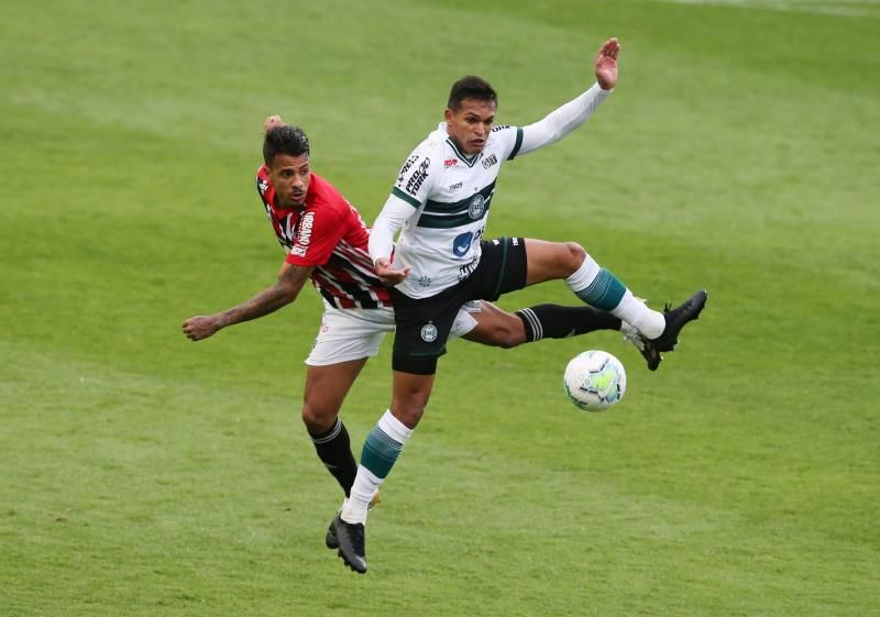 2020-10-04t205506z_900040824_up1ega41m3u5v_rtrmadp_3_soccer-brazil-ctb-sao-report_reuters