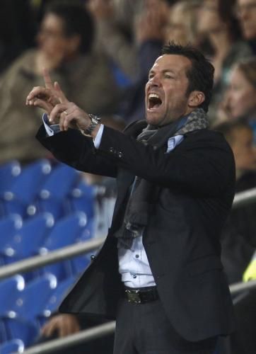 2010-10-08t210336z_01_edy12_rtridsp_3_soccer-euro_reuters