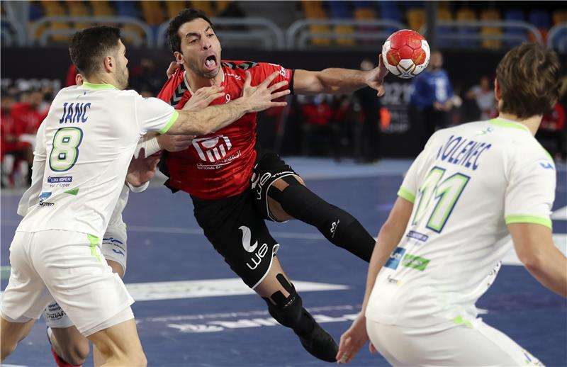 من لقاء مصر وسلوفينيا