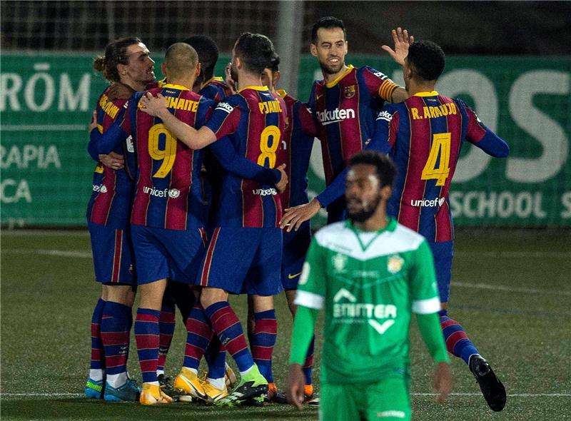 برشلونة