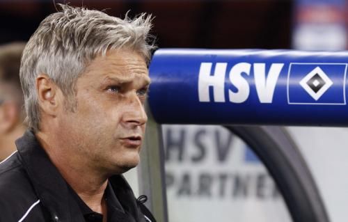 2011-03-082011-03-08t141003z_01_ber99_rtridsp_3_soccer-germany-hamburg-veh_reuters