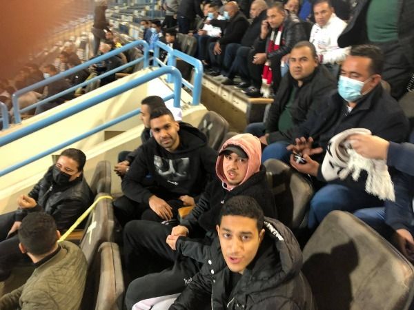 قبل بداية اللقاء