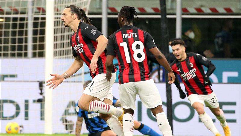 لاعبو ميلان