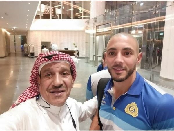 منيف المنيف بجانب أمرابط