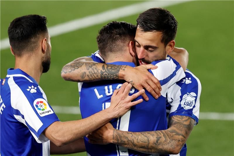 لاعبو ديبورتيفو ألافيس 